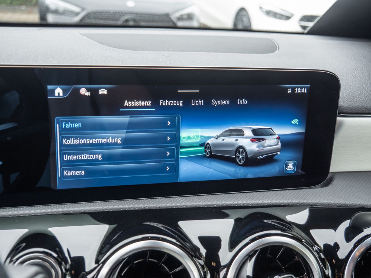Mercedes-Benz A-Klasse – Bild 11