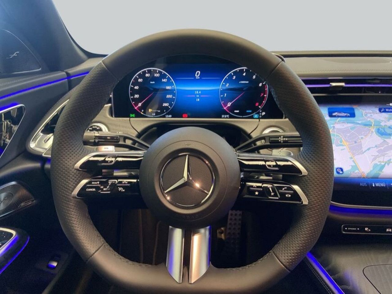 Mercedes-Benz E-Klasse – Bild 16