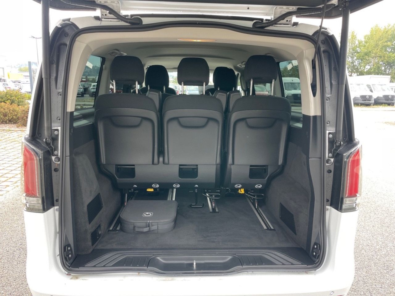 Mercedes-Benz EQV – Bild 15