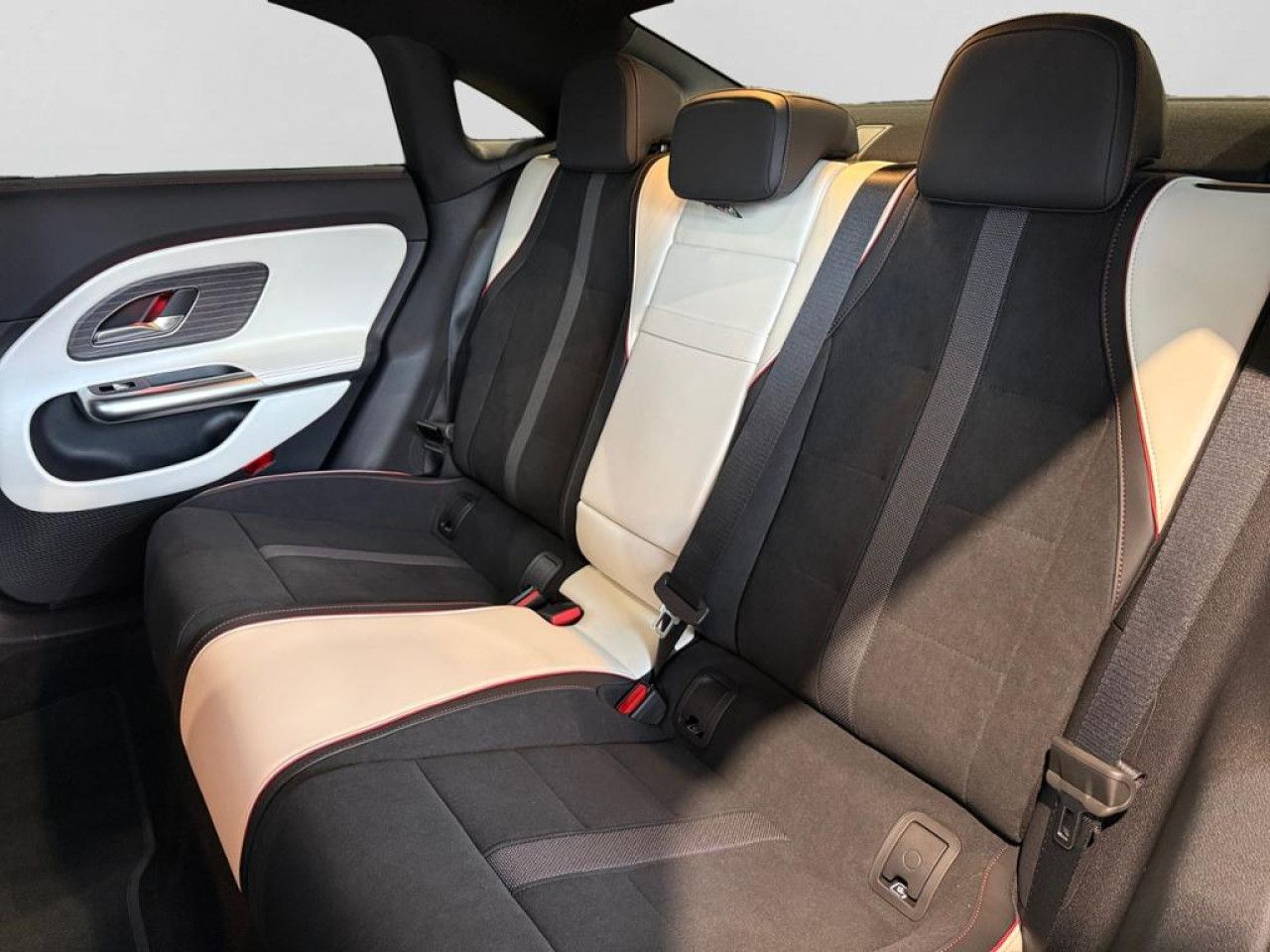 Fahrzeugbild 13 / 16