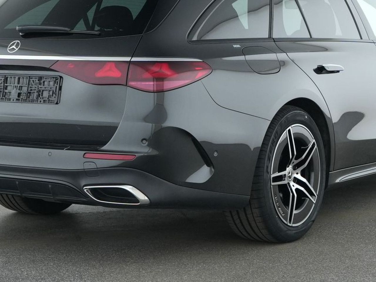Mercedes-Benz E-Klasse – Bild 9