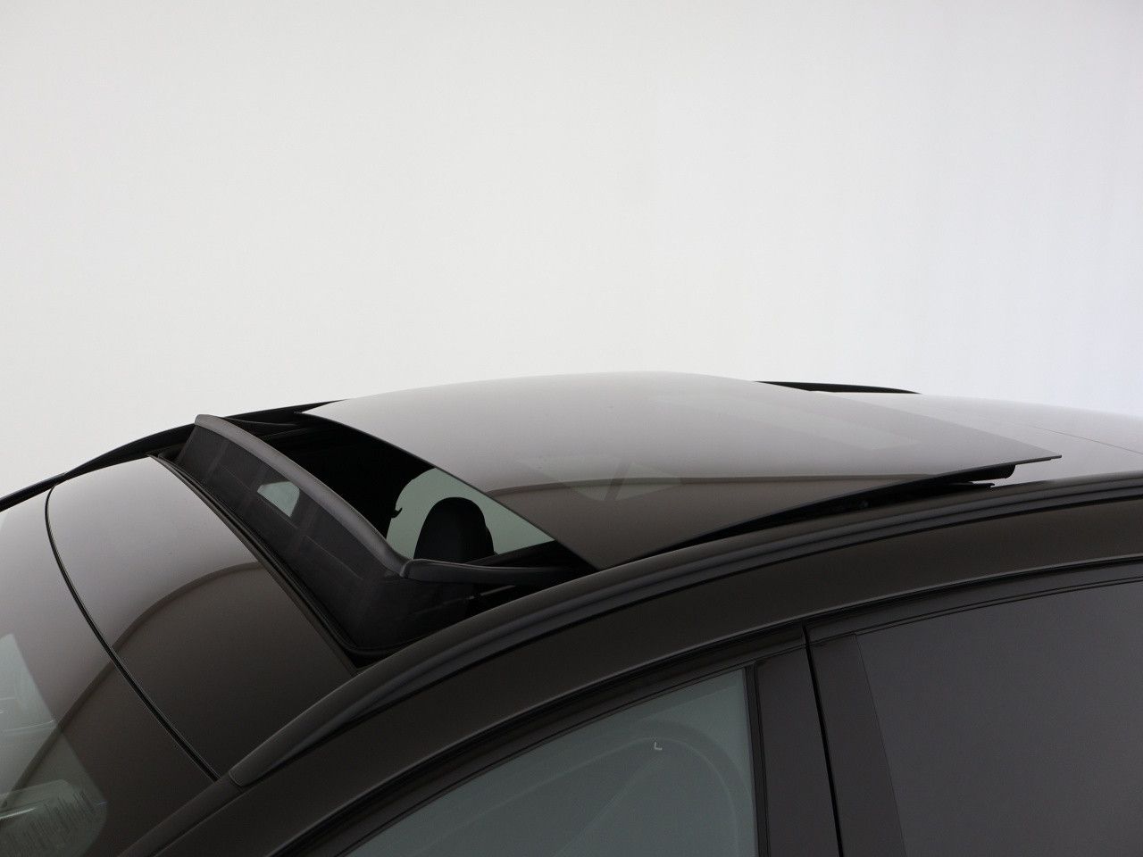 Mercedes-Benz E-Klasse – Bild 24