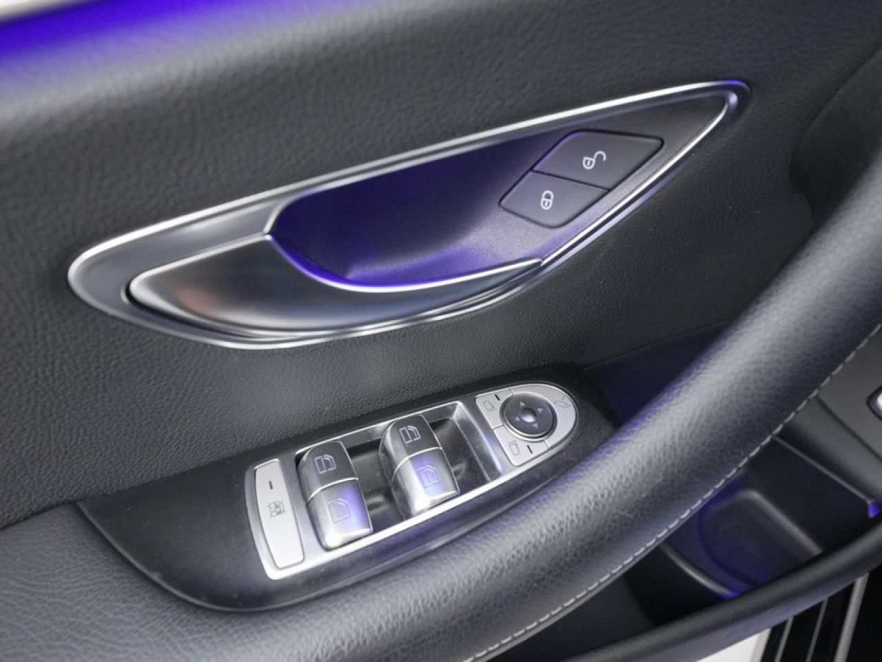 Imagem do veículo 16 / 23