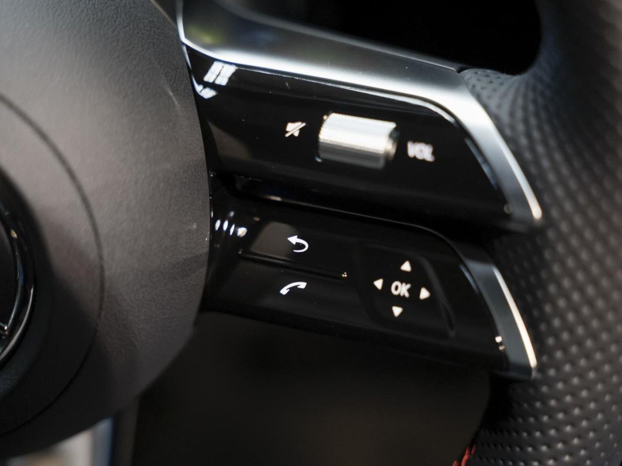 Mercedes-Benz CLA – Bild 12