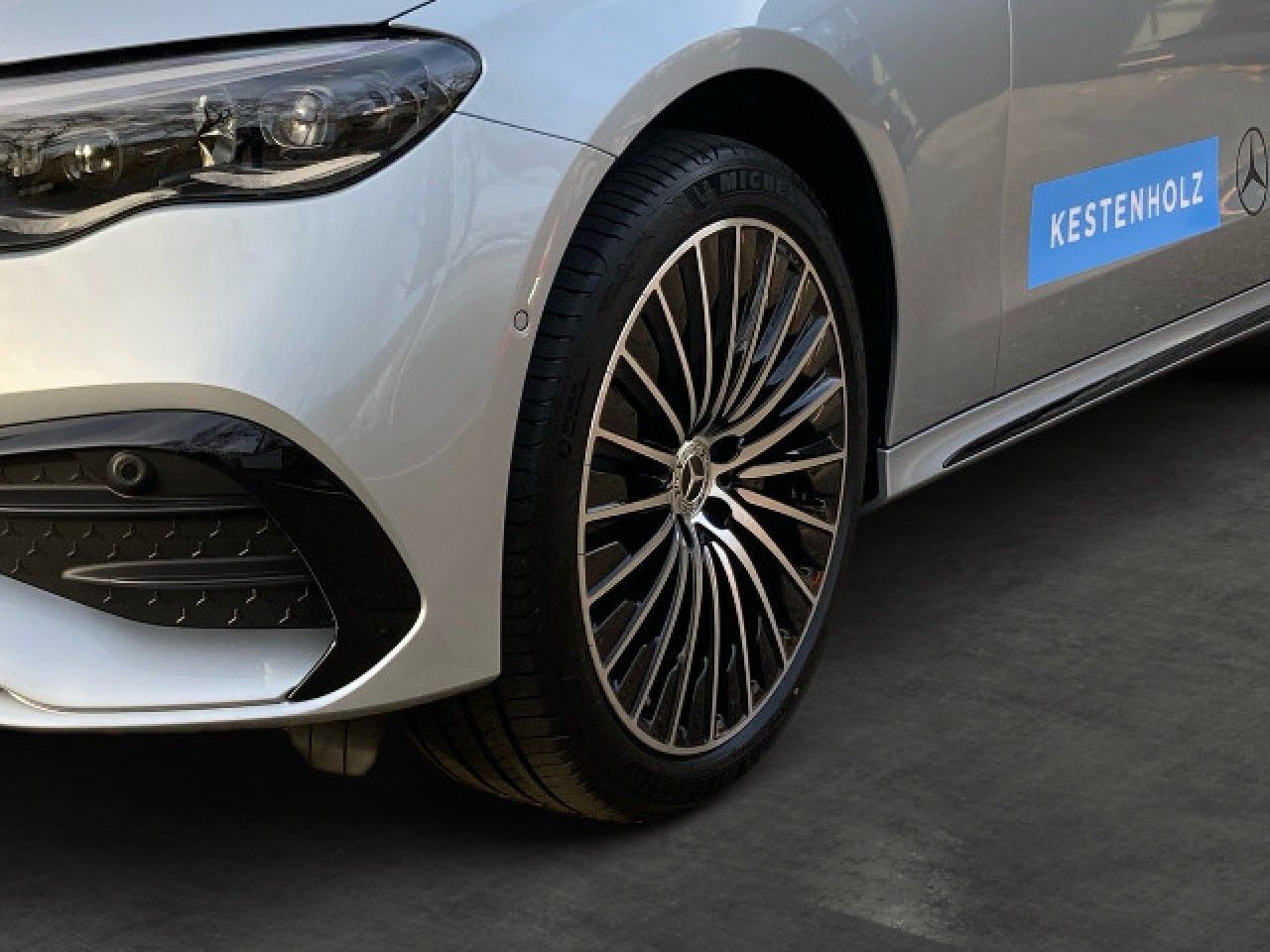 Mercedes-Benz E-Klasse – Bild 6