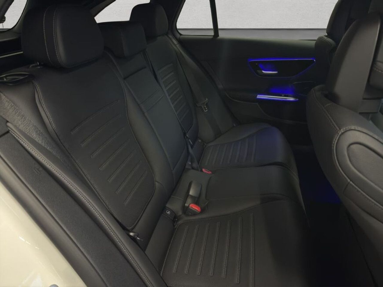 Mercedes-Benz C-Klasse – Bild 18