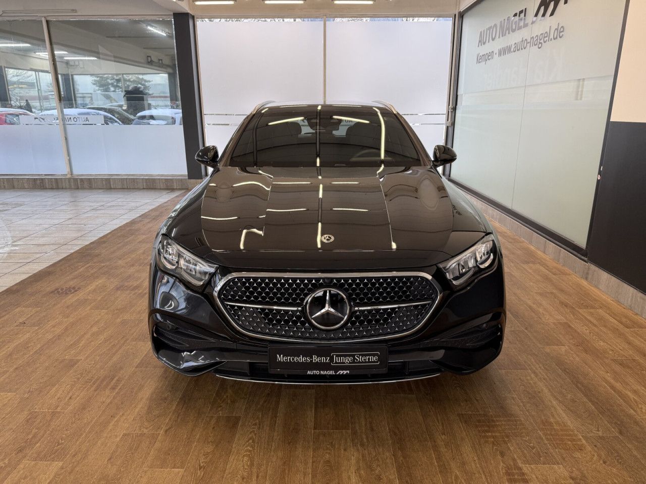Mercedes-Benz E-Klasse – Bild 2