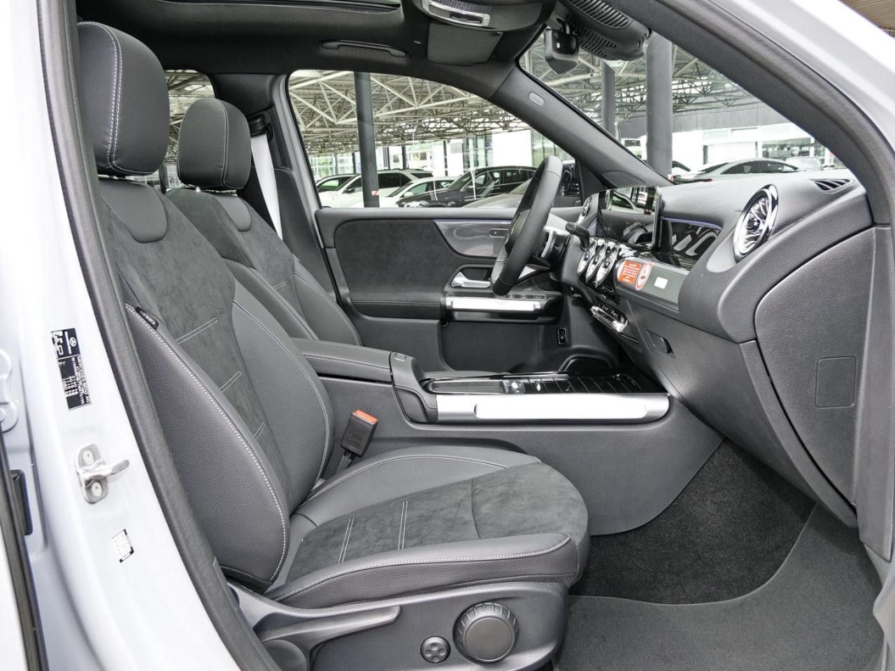 Mercedes-Benz GLB – Bild 7