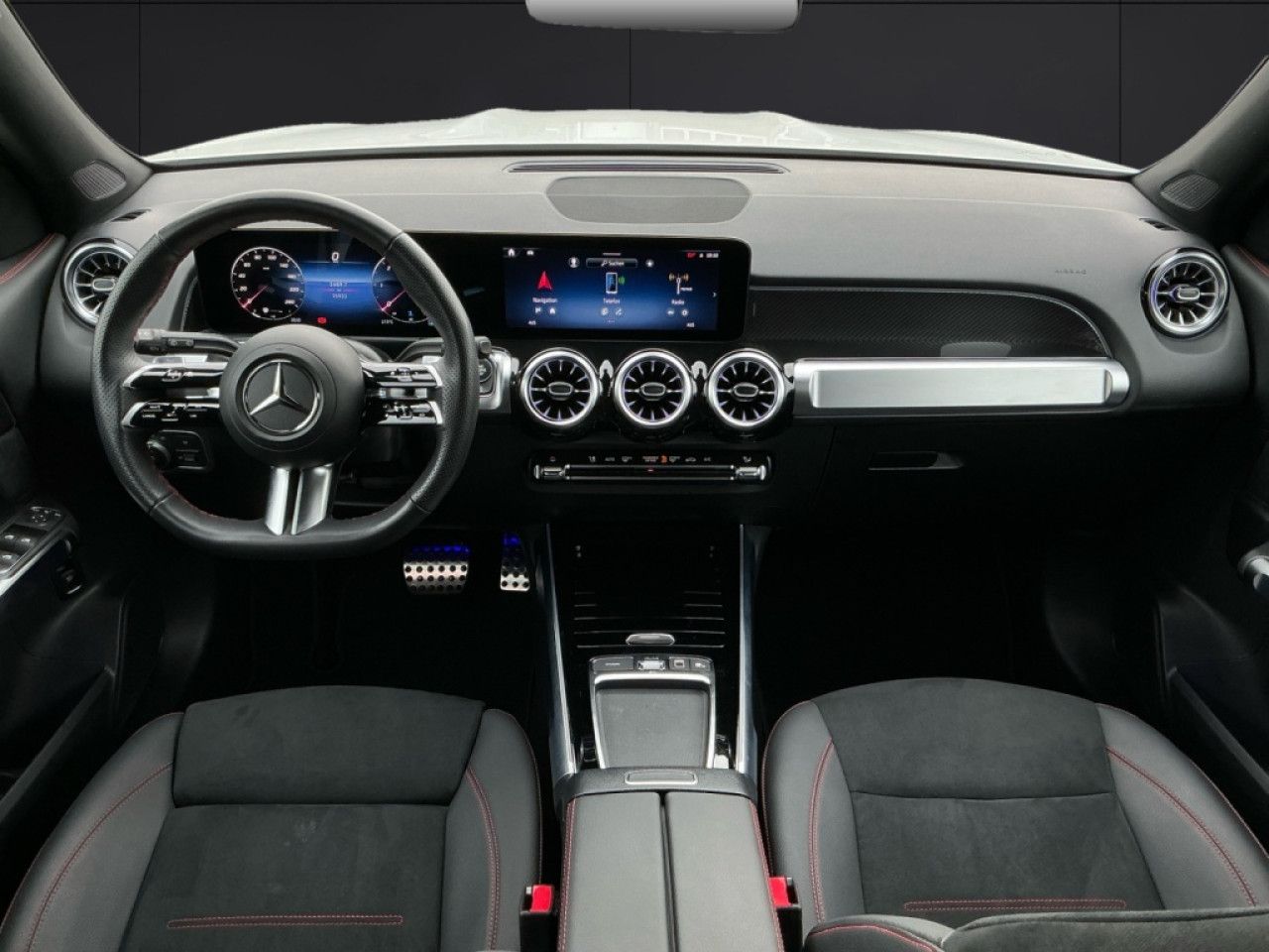 Mercedes-Benz GLB – Bild 12