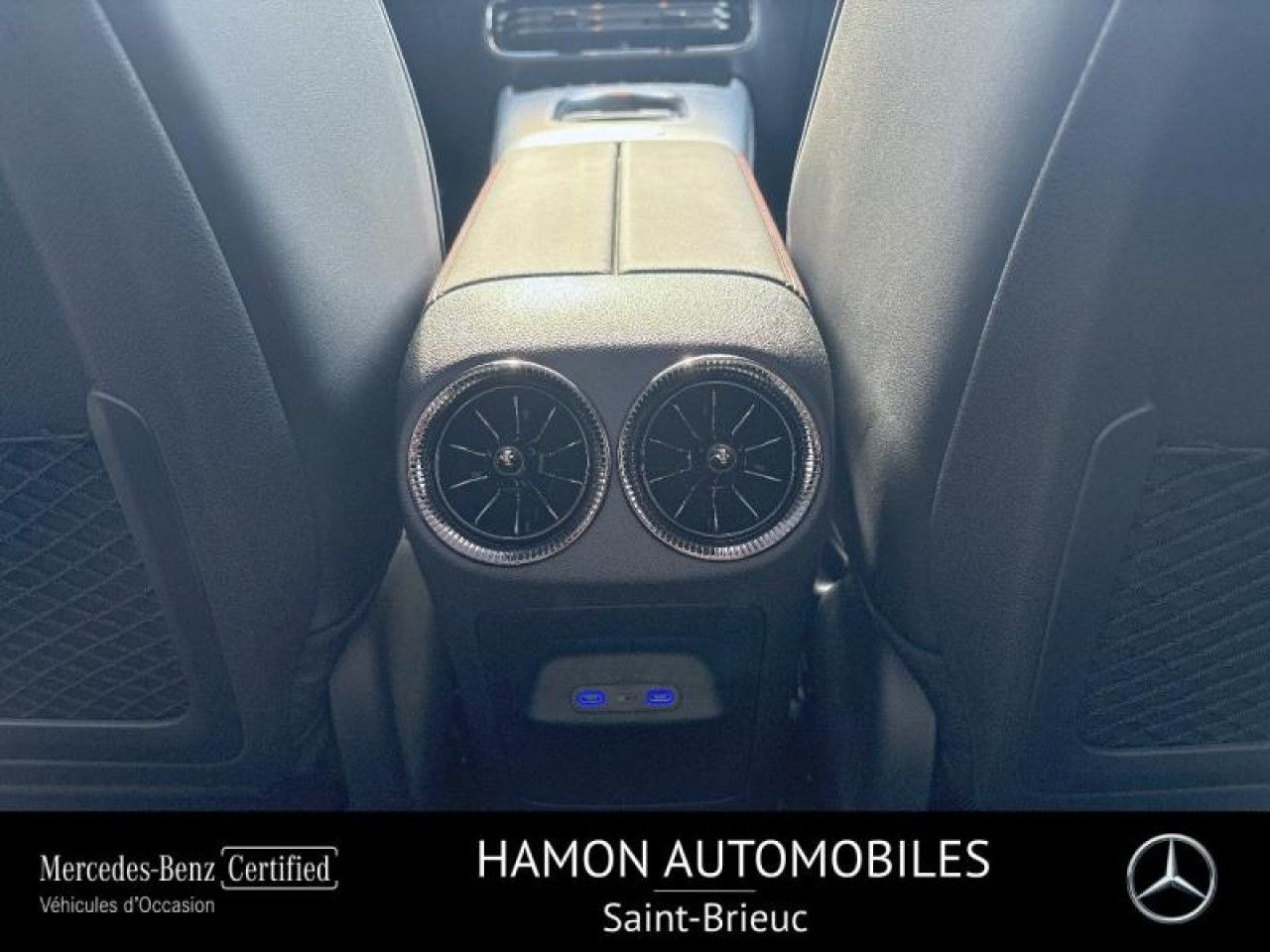 Photo du v&eacute;hicule 18 / 18