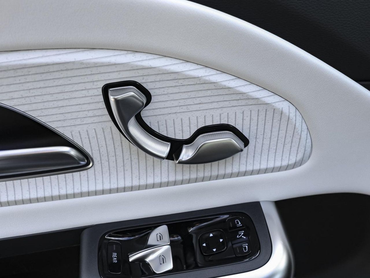 Mercedes-Benz GLB – Bild 12