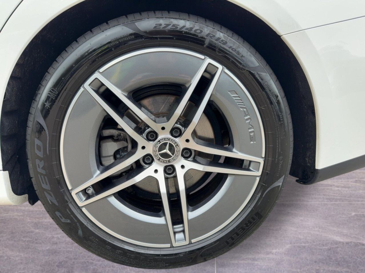 Mercedes-Benz E-Klasse – Bild 11