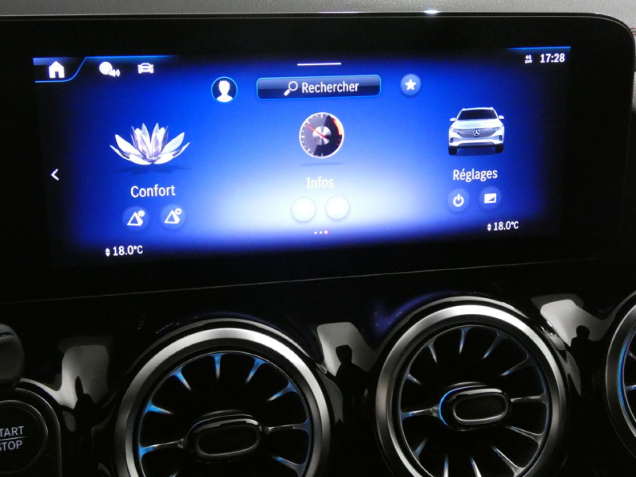 Photo du v&eacute;hicule 17 / 18