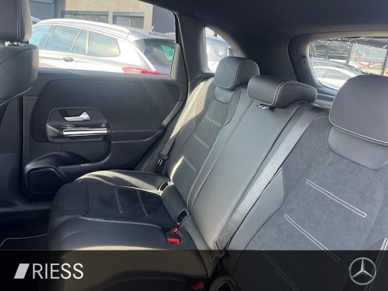 Fahrzeugbild 10 / 14