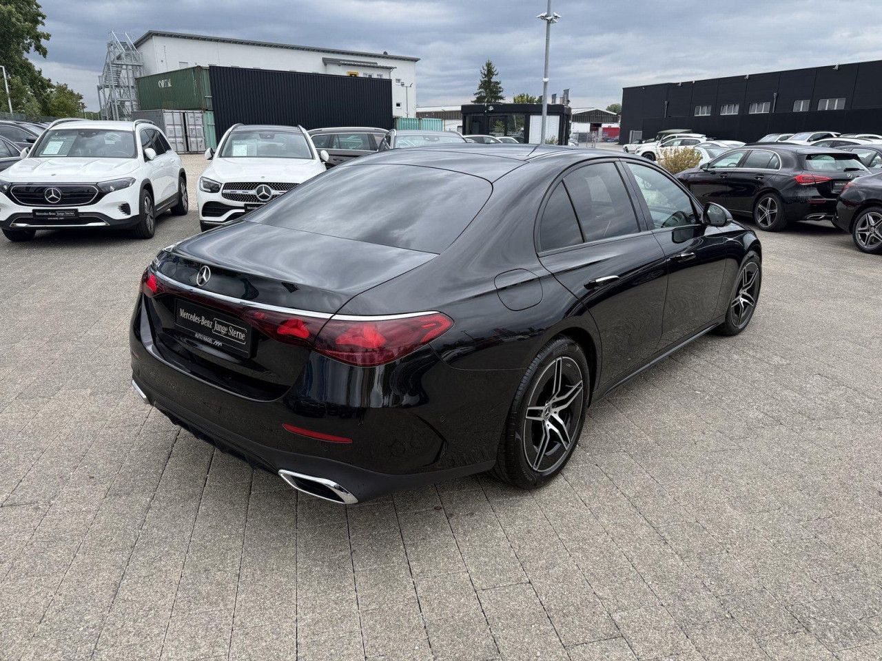 Mercedes-Benz E-Klasse – Bild 12