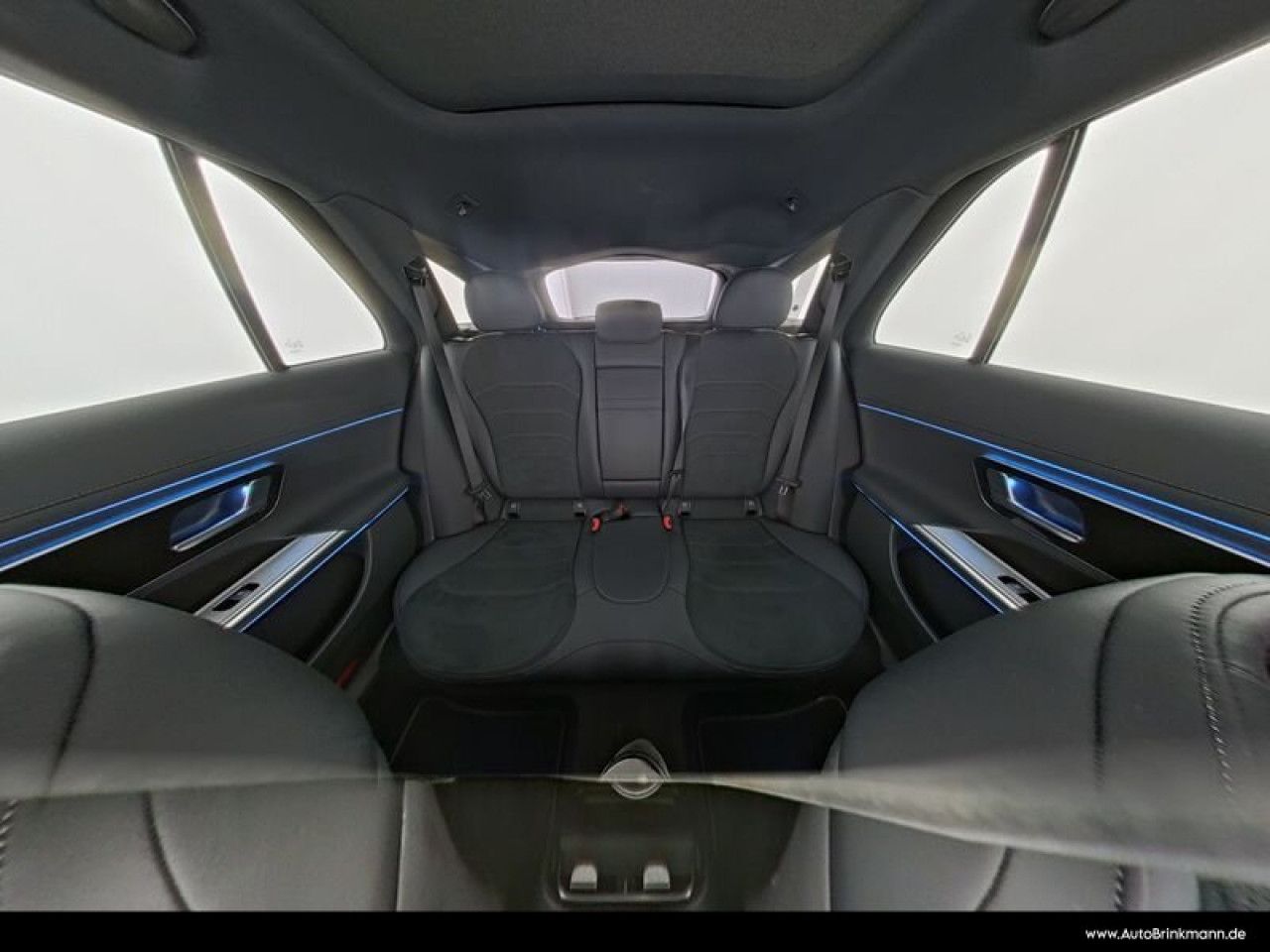 Mercedes-Benz E-Klasse – Bild 8