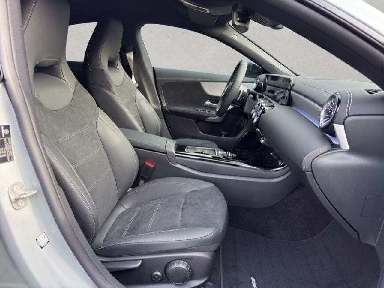 Fahrzeugbild 19 / 25