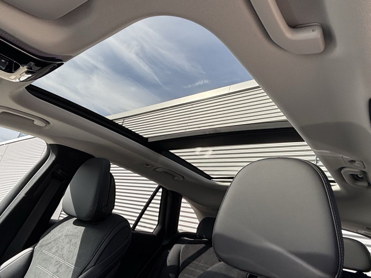 Mercedes-Benz GLC – Bild 23