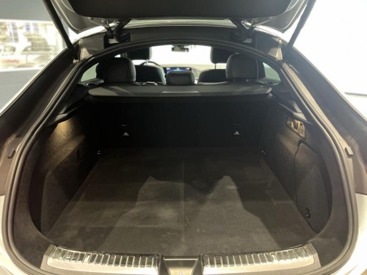 Photo du véhicule 18 / 18