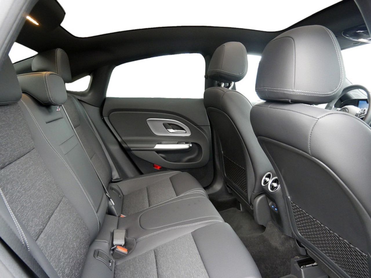 Mercedes-Benz CLA – Bild 6