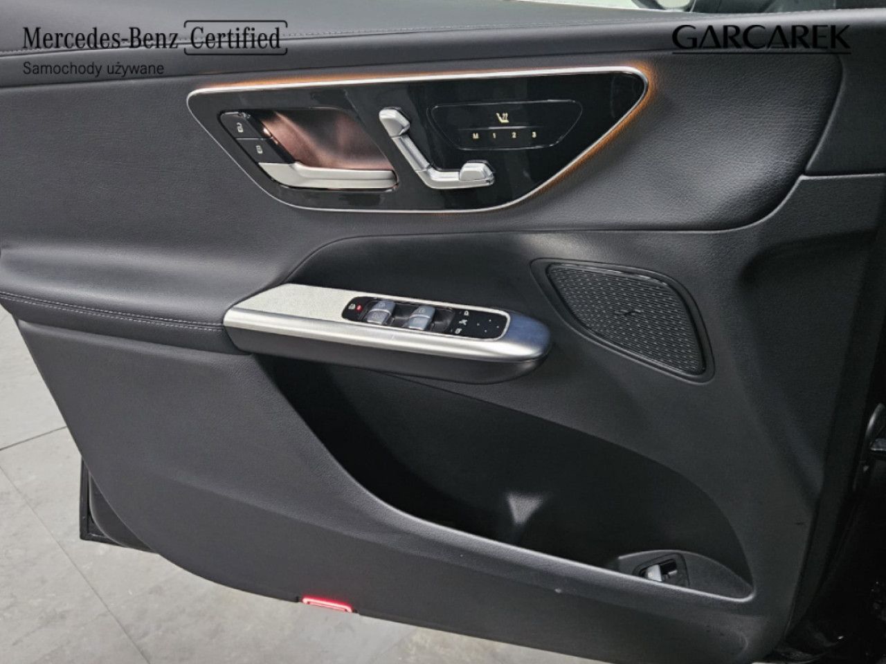 Zdjęcie pojazdu 13 / 25