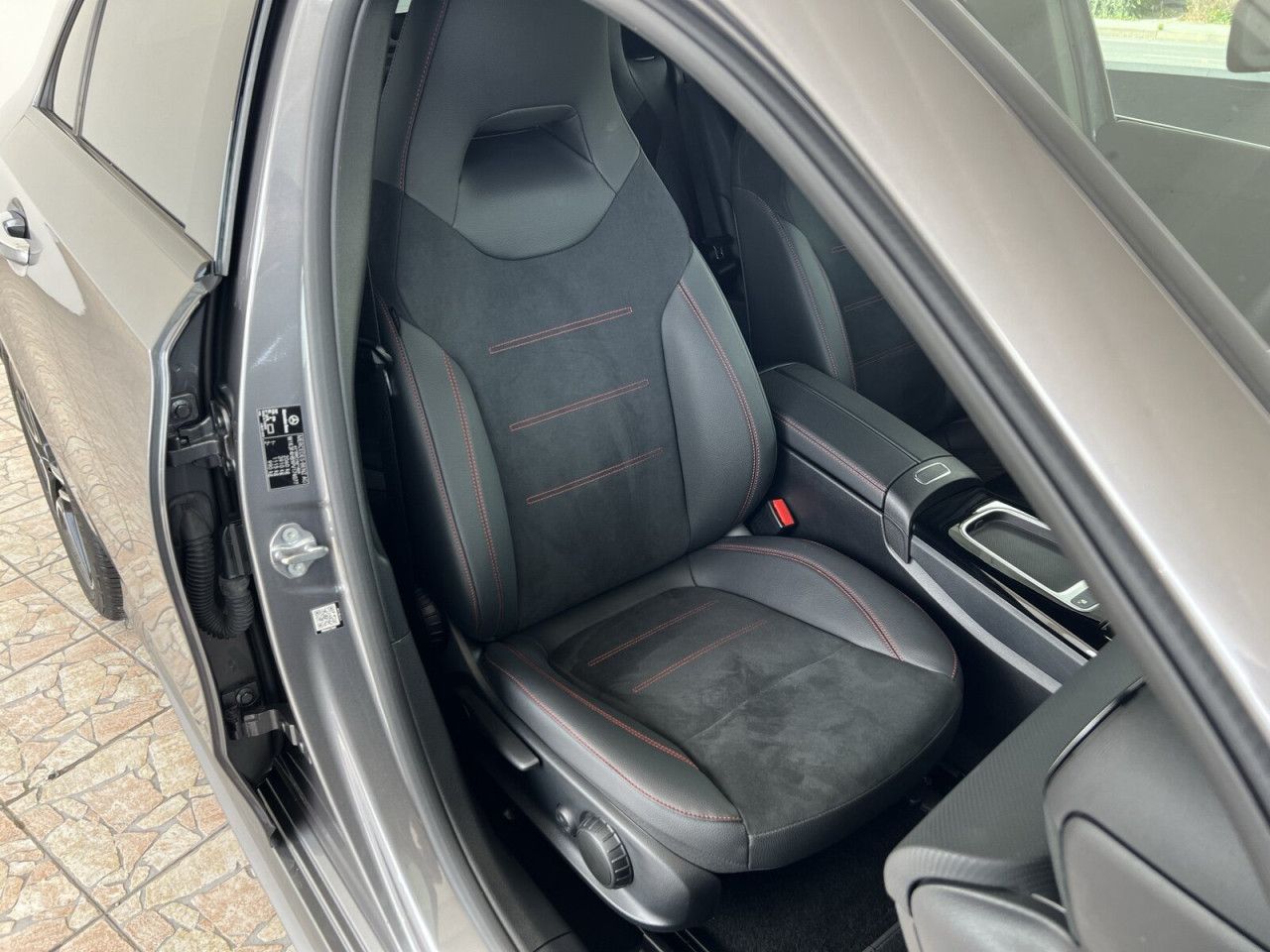 Mercedes-Benz A-Klasse – Bild 12