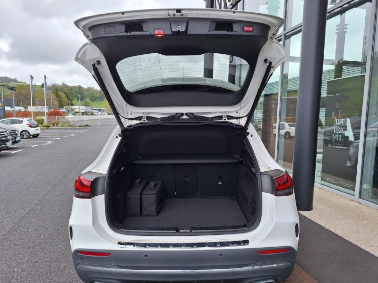 Photo du v&eacute;hicule 11 / 18