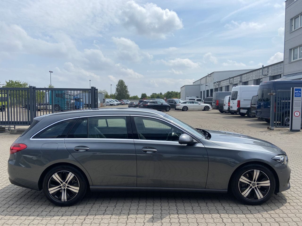 Mercedes-Benz C-Klasse – Bild 5