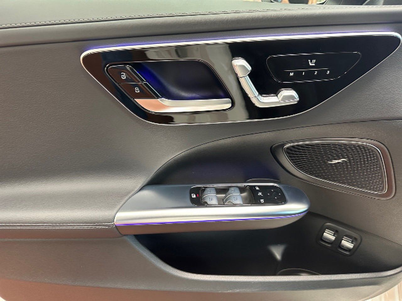 Mercedes-Benz C-Klasse – Bild 14