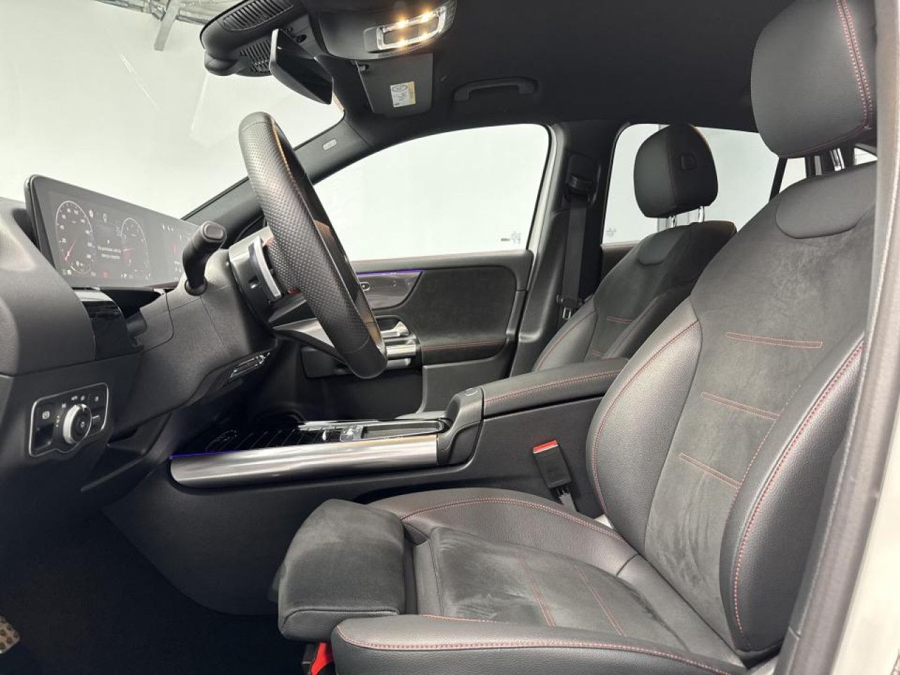 Zdjęcie pojazdu 8 / 21