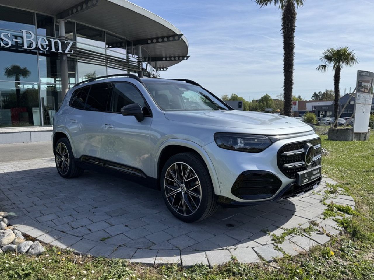 Photo du v&eacute;hicule 8 / 18