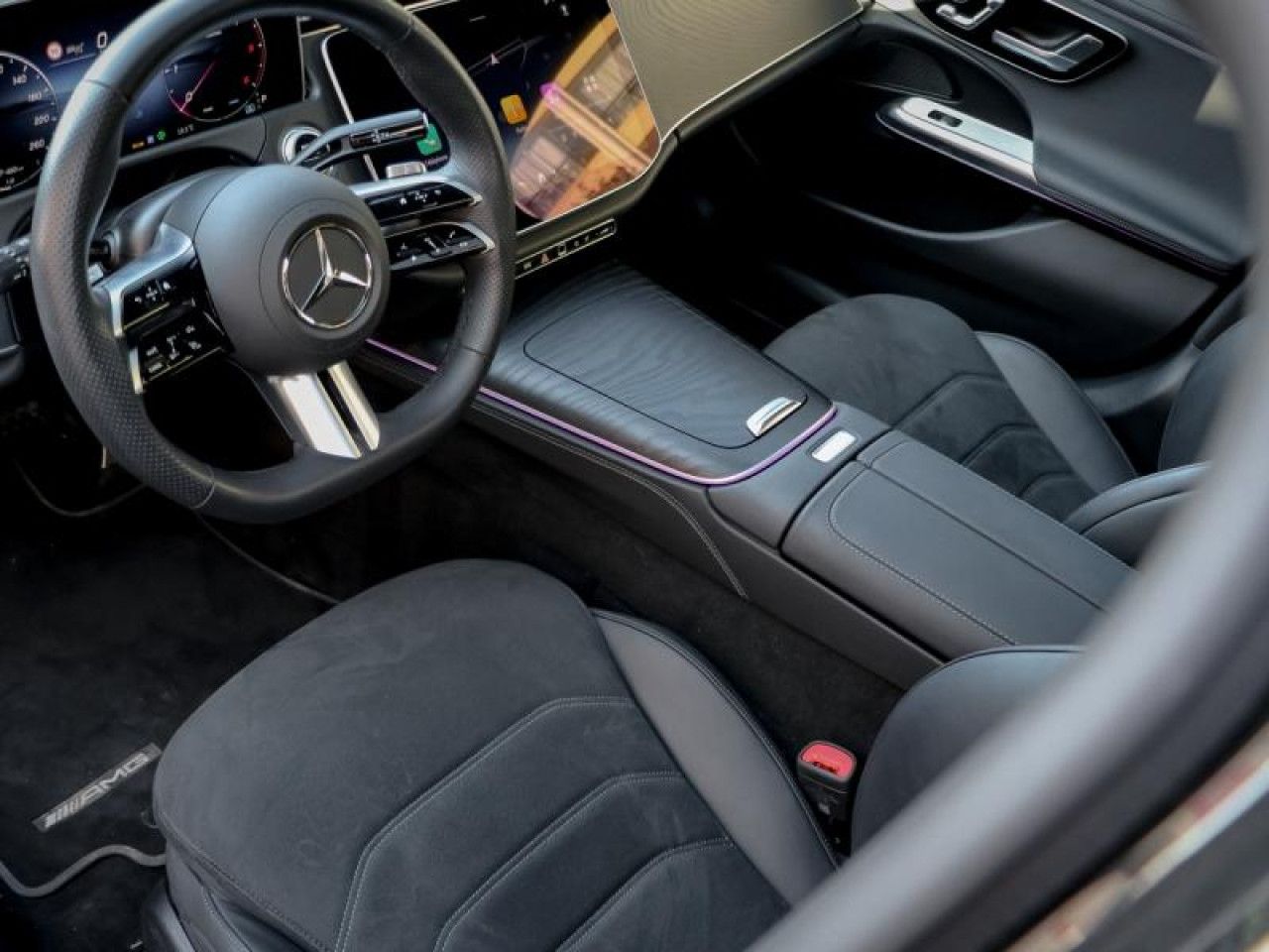 Photo du v&eacute;hicule 14 / 18