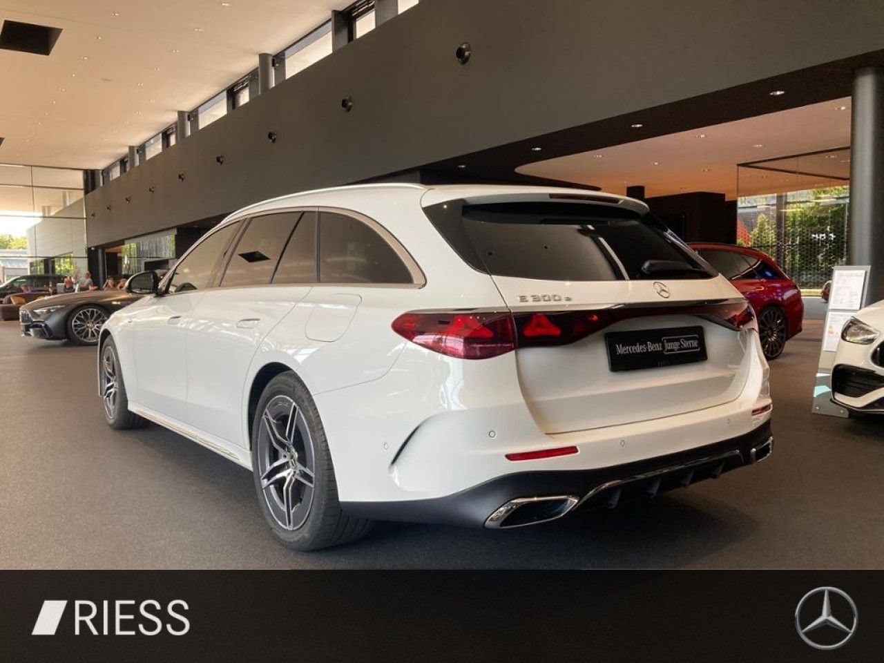 Mercedes-Benz E-Klasse – Bild 4