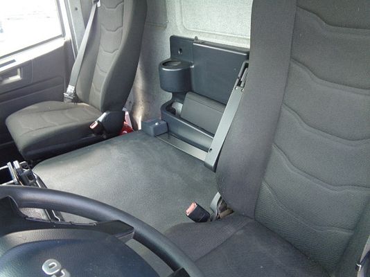 Vehicle image 10 / 15