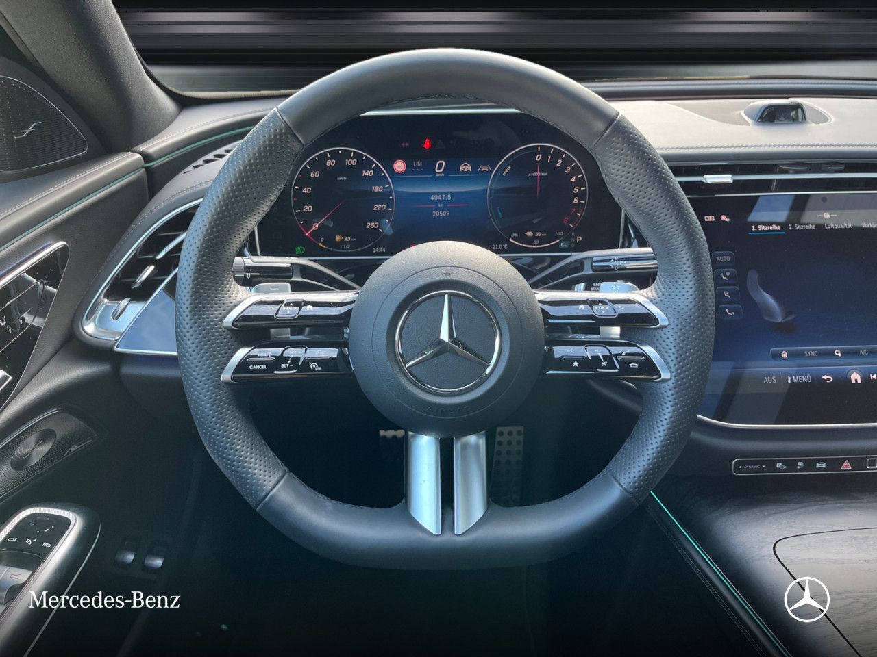 Mercedes-Benz E-Klasse – Bild 12