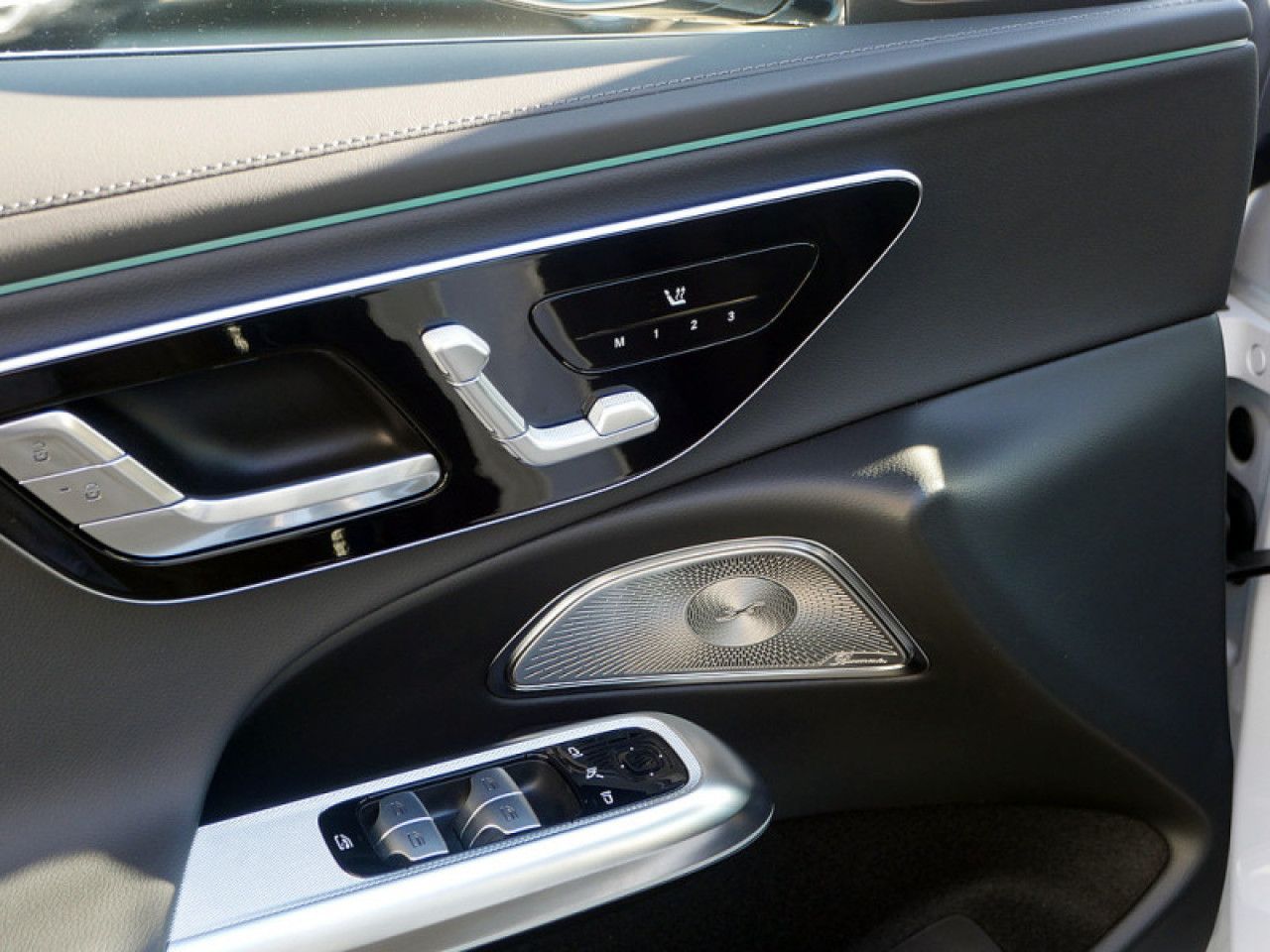 Mercedes-Benz E-Klasse – Bild 16
