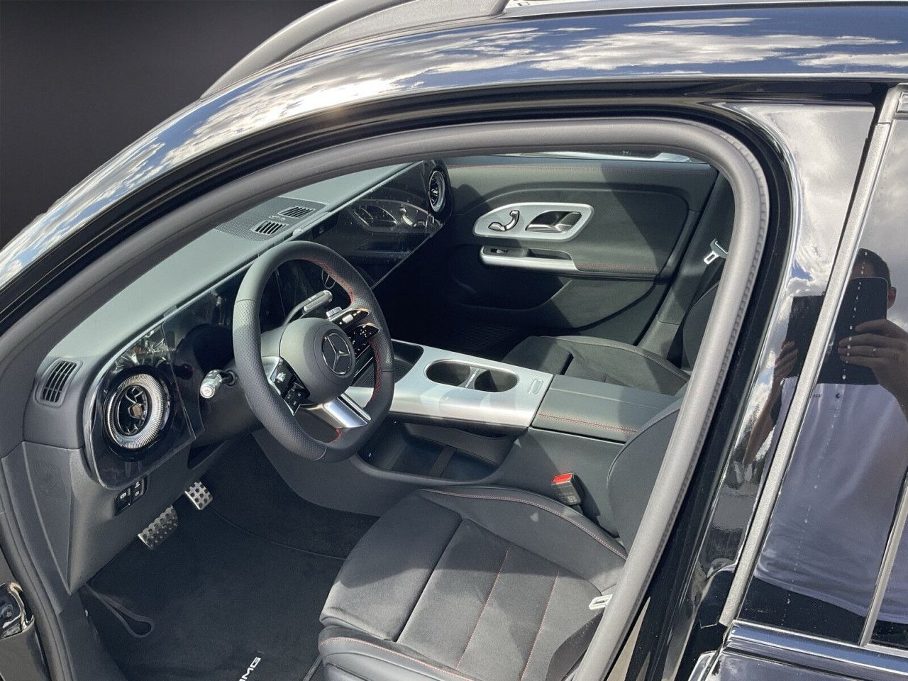 Mercedes-Benz GLB – Bild 11