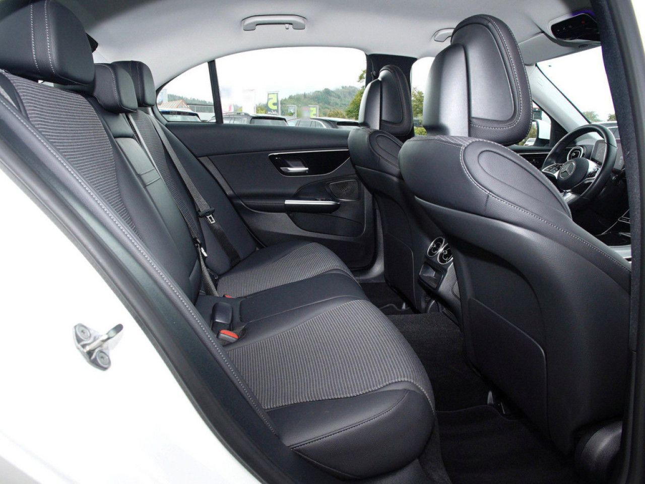 Mercedes-Benz C-Klasse – Bild 6