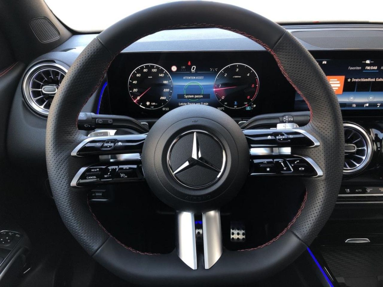 Mercedes-Benz GLB – Bild 10