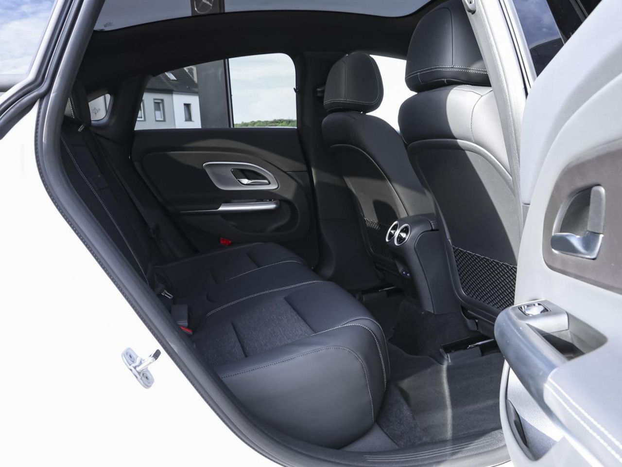 Mercedes-Benz CLA – Bild 6