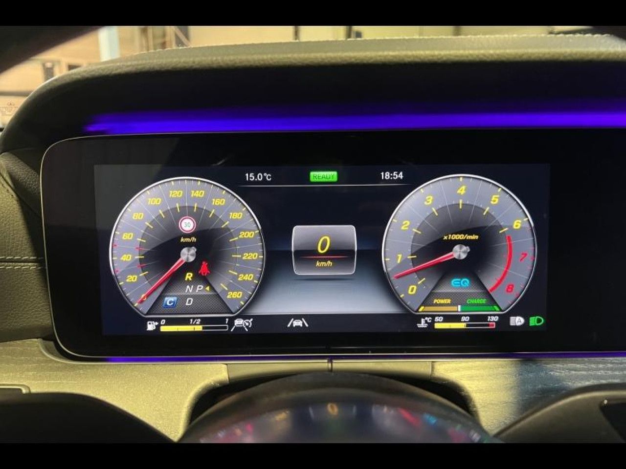 Photo du véhicule 17 / 18