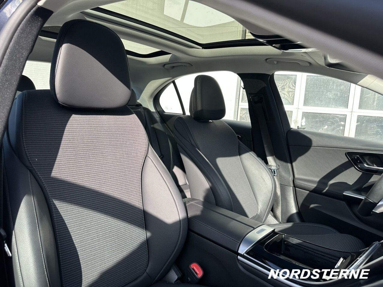 Mercedes-Benz C-Klasse – Bild 8