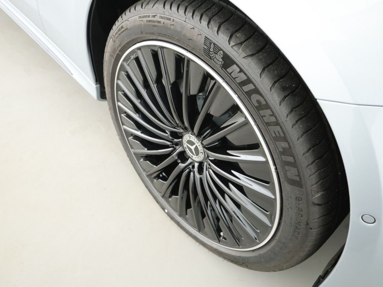 Mercedes-Benz E-Klasse – Bild 22
