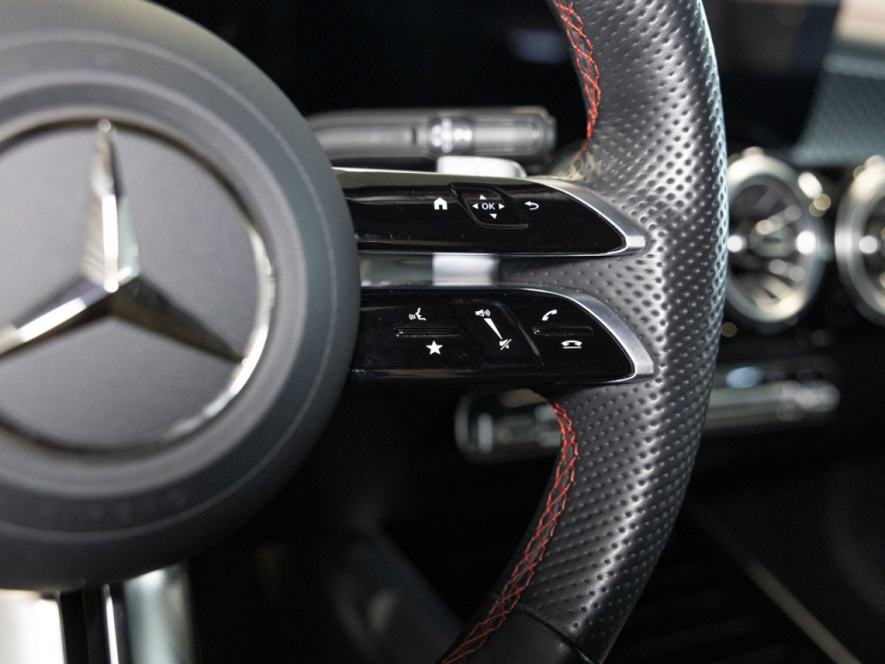 Fahrzeugbild 10 / 24