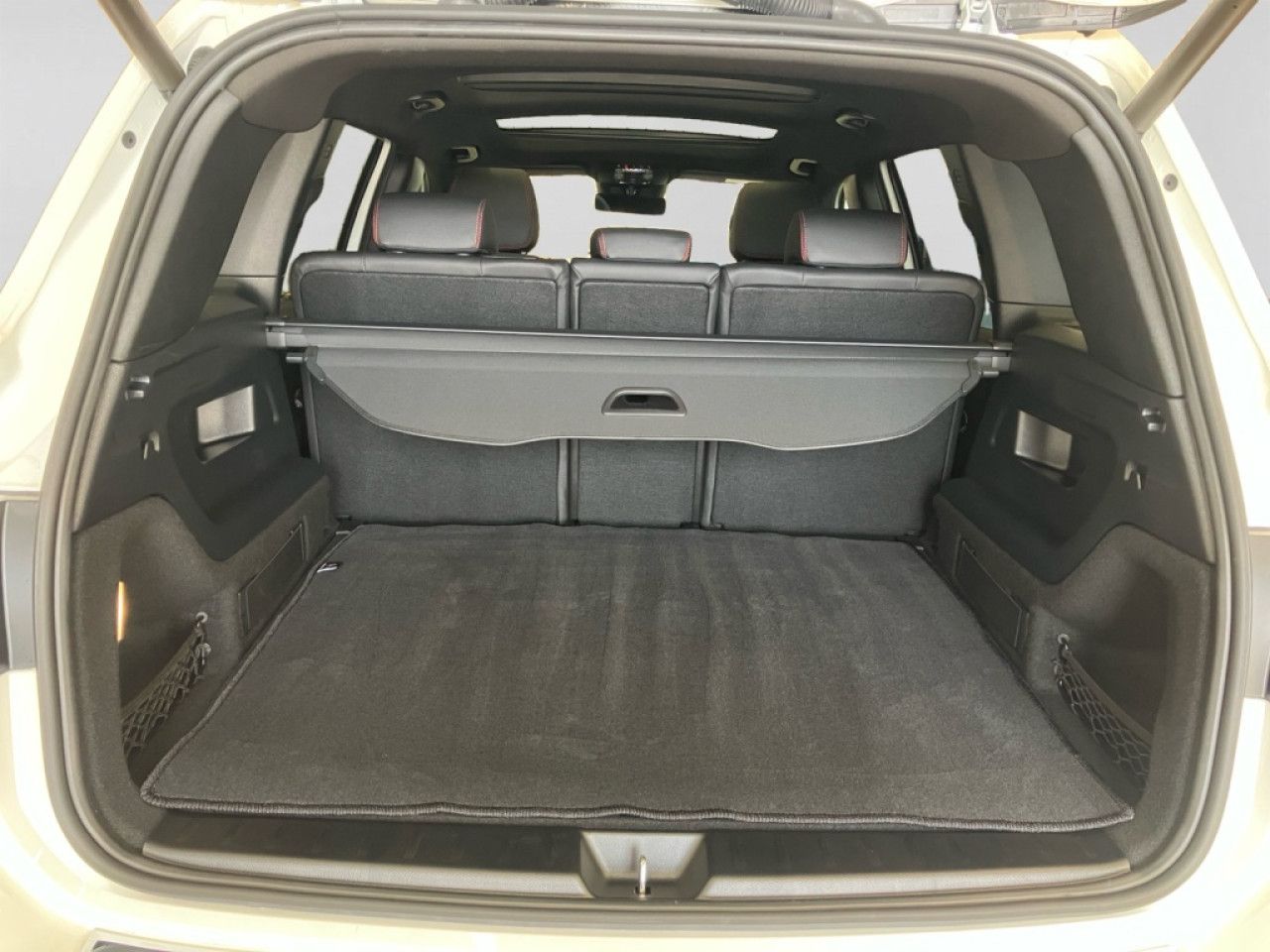 Mercedes-Benz GLB – Bild 16