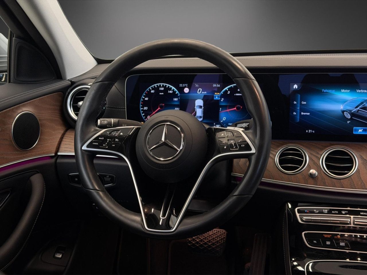Mercedes-Benz E-Klasse – Bild 16