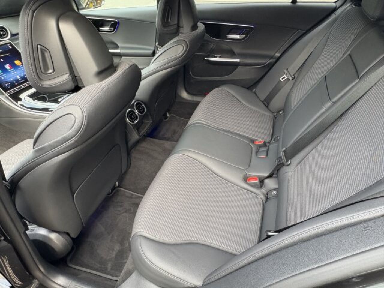 Mercedes-Benz C-Klasse – Bild 14