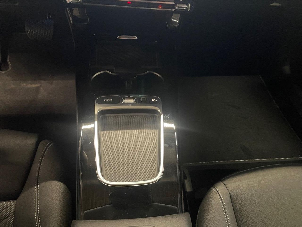 Fahrzeugbild 24 / 28