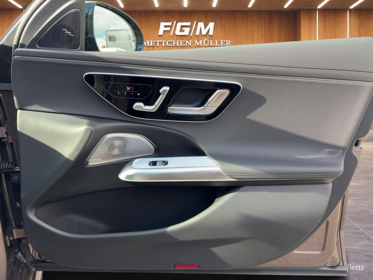 Mercedes-Benz E-Klasse – Bild 19