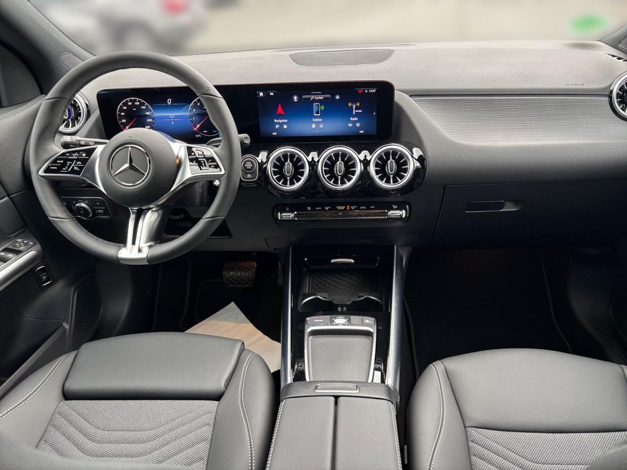 Mercedes-Benz GLA – Bild 12